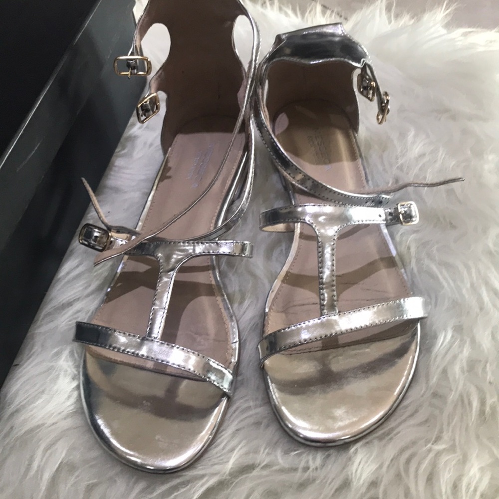 Sandals - Picture 4 of 4